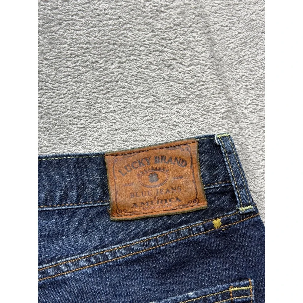 Lucky Brand 361 Vintage Straight Jeans Mens Measured 37x32‎ Blue Medium Wash